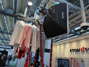 The aUPS in action at the Frankfurt show.